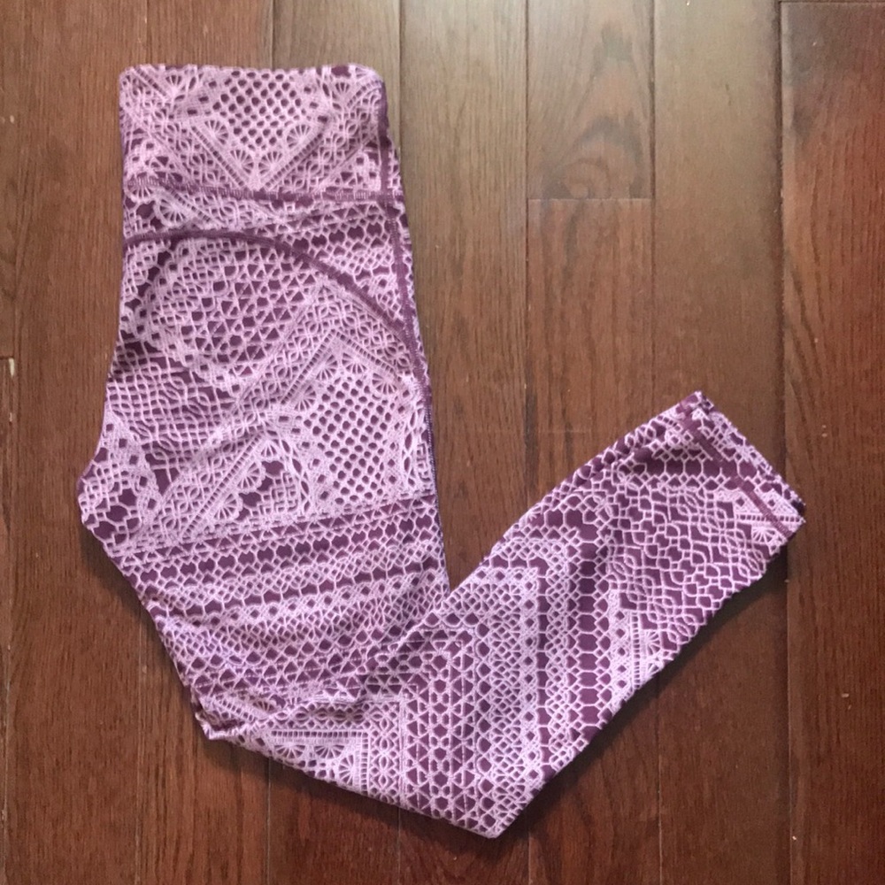 Fabletics Capri leggings